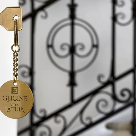 La Tuia 4*